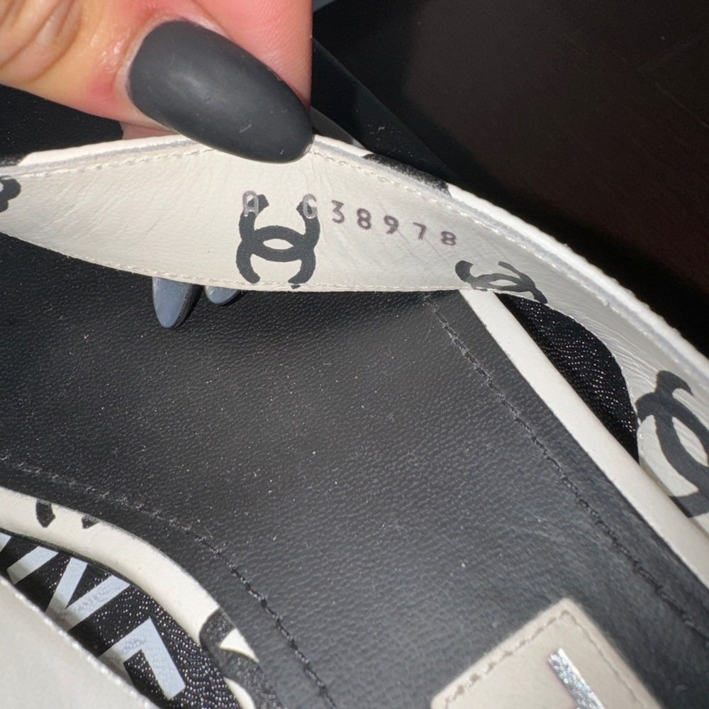 Authentic Chanel Flip Flops - image 5